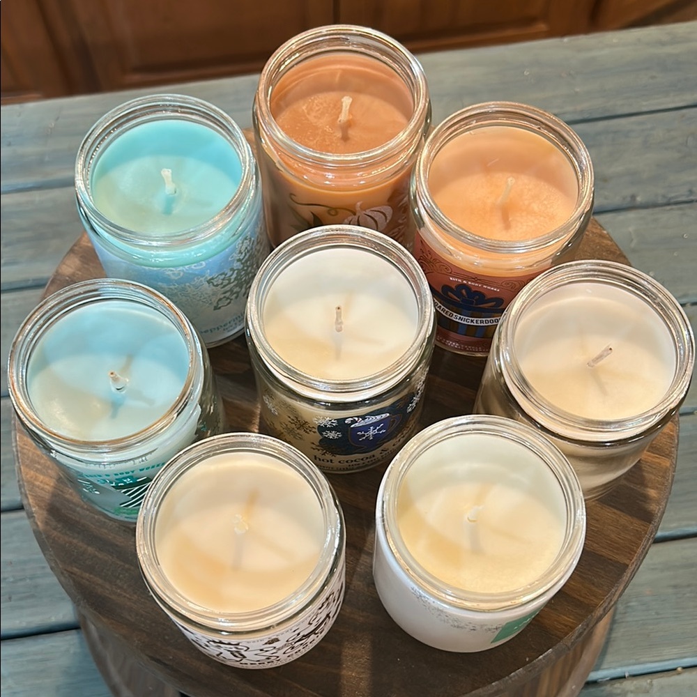 Pick 2 - NWOT Holiday Scented Candles 7oz. Bath & Body or White Barn Variety - Picture 5 of 7